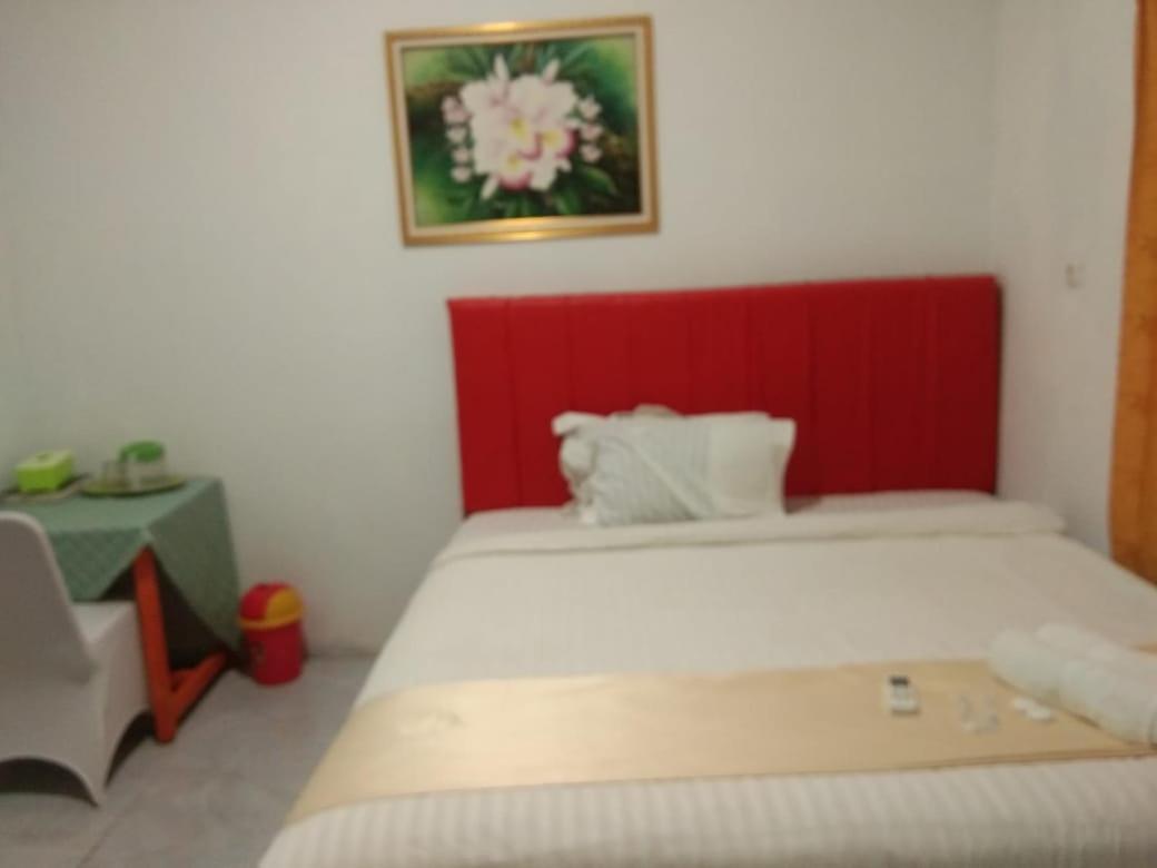 Hotel Krui Syariah Bagian luar foto
